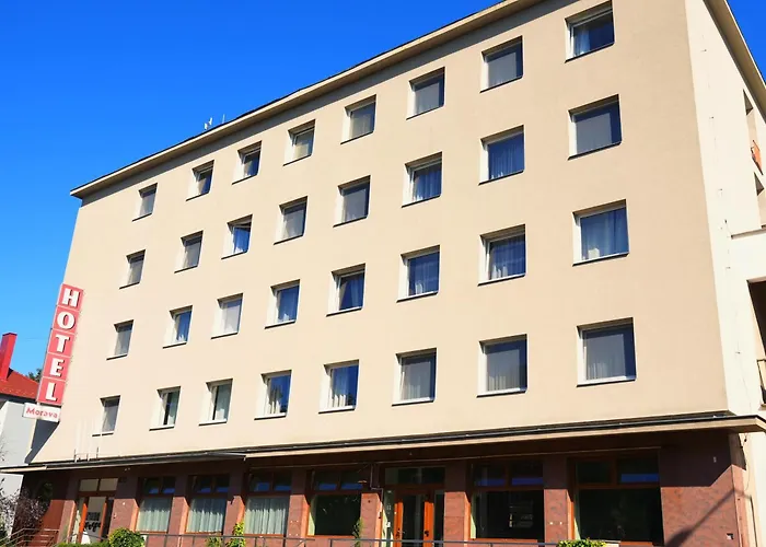 Morava 7 Pro 3 Osoby Safarikova 855 * Uherské Hradiště